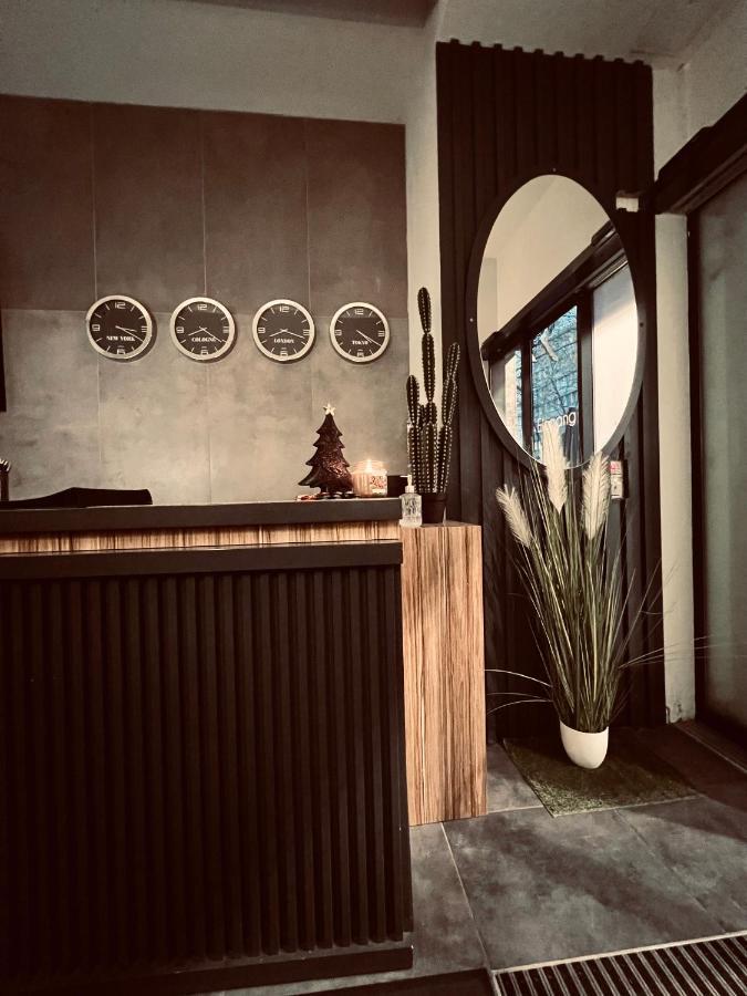 Hotel Innception Кельн Екстер'єр фото