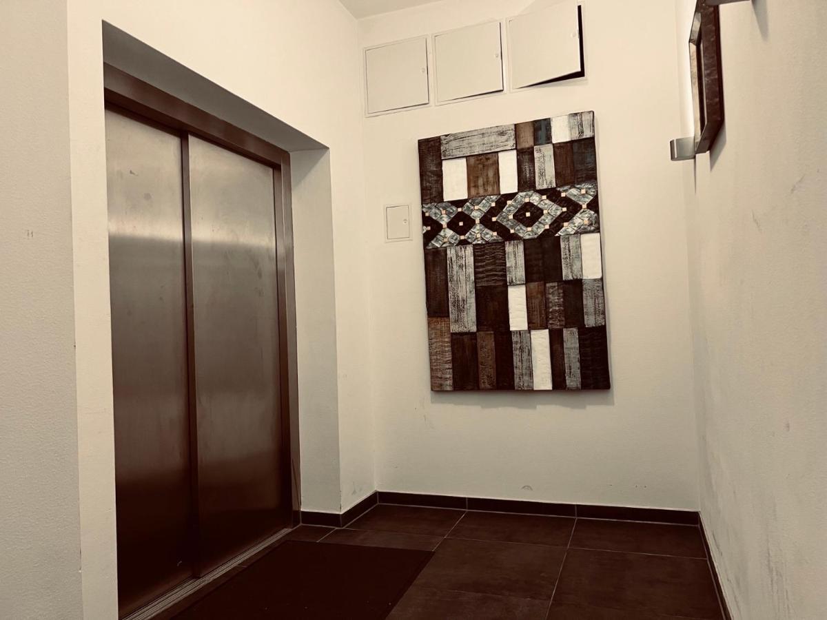 Hotel Innception Кельн Екстер'єр фото