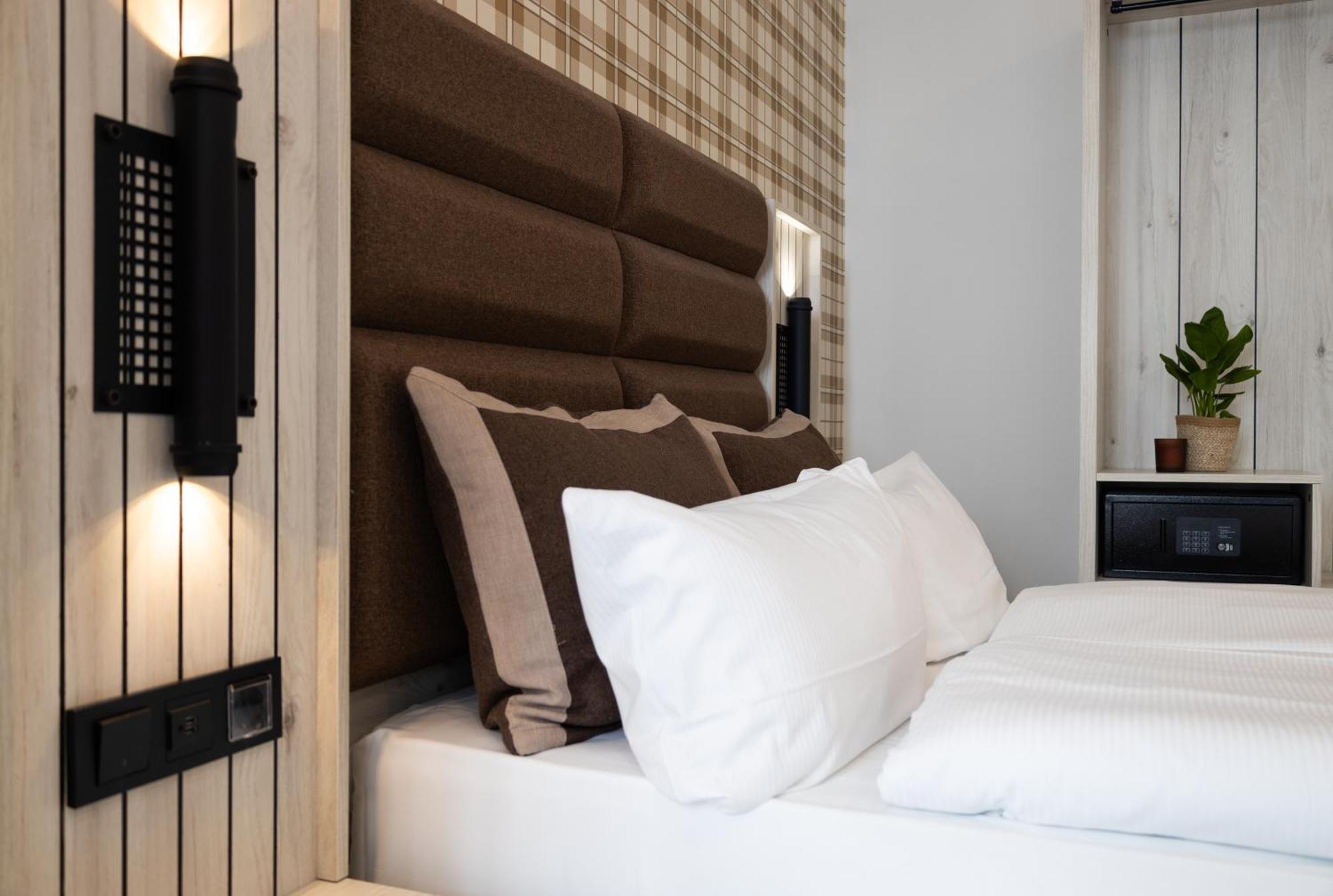 Hotel Innception Кельн Екстер'єр фото